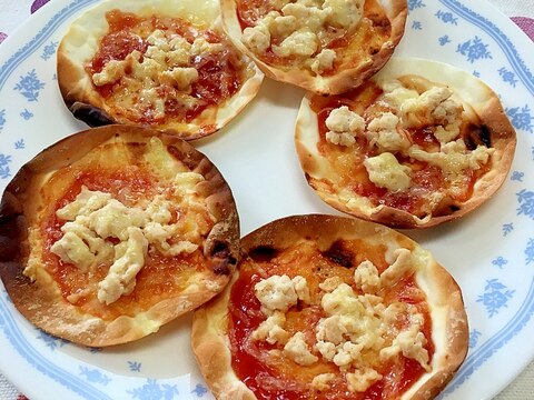 餃子の皮で♪肉ピザ